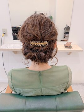 カキーン(cakeen) お呼ばれパーティースタイル長時間くずれず可愛さキープ