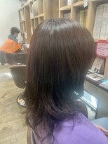 クネア(kunea)&nbsp;パープルグレージュ/段カット/グレージュカラー