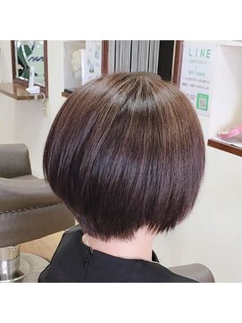 エム クゥール m.coeur ふんわりショート