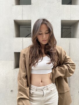 リバレッジ 広尾(Leverage) 外国人ラフロングレイヤースタイル