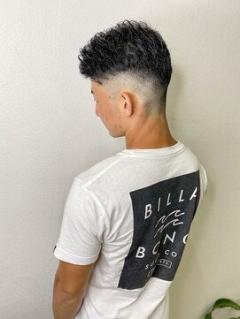 クワテ(cuate) フェードスタイル＿#ビジネスマン#簡単メンズスタイリング