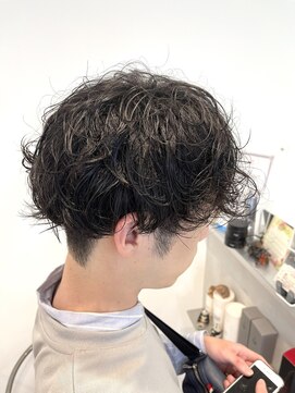 ロミーオム 本厚木(ROMMY. Homme) 波巻きツイストスパイラルパーマ無造作メンズカット