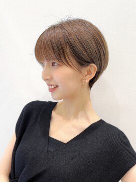 トルネード(TORNADO) 大人ショート前髪ありマッシュショートベージュカラーK20240429