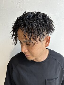 グラフ 立川(Graph.) ツイストスパイラルマッシュセンターパートツーブロック