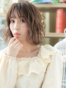 カバーヘア ブリス 志木南口駅前店(COVER HAIR bliss) ハイライト外国人風カーキアッシュくびれボブc5志木20代30代40代