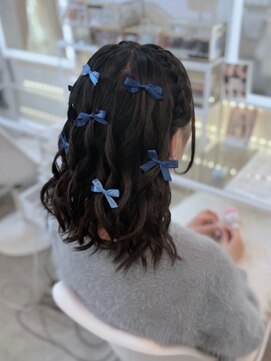 アトリエビューティーアミュ(atelier beauty AmU) 推し活 イベント 量産型 編み込みハーフツイン×リボン