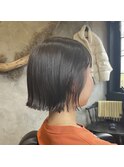 ぱつっと軽めボブ♪