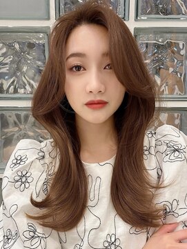 リス バイ ソヨン(Lis by SOYON) イメチェン/かきあげ前髪/韓国/レイヤーカット/透明感カラー