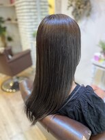 クッキー ヘアーアンドメイク(COOKIE Hair&Make)&nbsp;【COOKIE】柔らかアッシュグレージュ×ナチュラルストレート