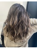 アライブ キチジョウジ(ALIVE Kichijoji)&nbsp;ALIVE吉祥寺 バレイヤージュグラデーション着物ことりベージュ