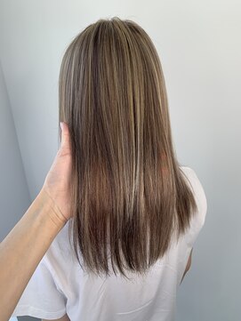 ピークスヘア(peaks hair) たっぷりハイライトで立体感