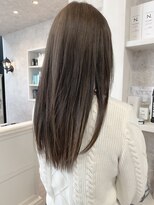 キャアリー(Caary)&nbsp;福山市美容室Caary人気 さらさらロングヘア透明感グレージュ