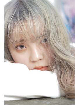 オンズ(11onze) ホワイトベージュ