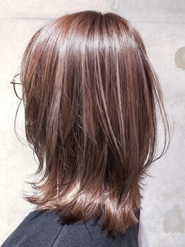 ユキオ ダル(Yukio Dal)の写真/【AVEDA取扱い】93％オーガニック《AVEDA》で艶と深みあるファッショングレイカラーを叶えるー