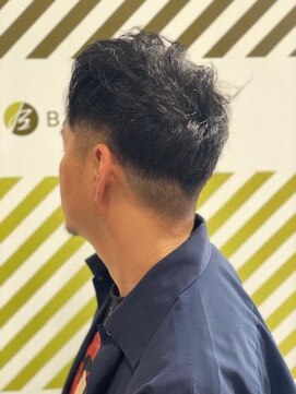 バーバーバー 四谷(BARBER-BAR) 大人のツーブロックスタイル