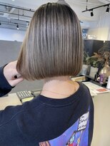 メリー オオサカ(Merly Osaka)&nbsp;Bob style×balayage_natural brown ash_