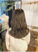 オリーブベージュ　KAITO