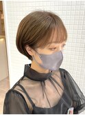 耳掛けグレージュボブ
