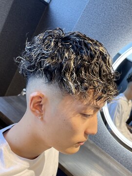 ワールドシップモトマチ(WORLD SHIP MOTOMACHI) メッシュキャップ　スパイラルパーマ