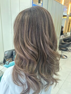 ジャンクロードビギン 下北沢店(JEAN CLAUDE BIGUINE) ラベージュ　バレイヤージュグレイカラー