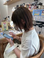 ベルタバイメルク(belta by merc.)&nbsp;こっくりカラー/ミディアムボブ/抜け感/透明感/くびれカット