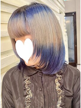 エール(a:le) ホワイトカラーとブルー×ルーツカラー/裾カラー