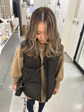 キング(K!ng) 【枚方、樟葉】ベージュハイライト