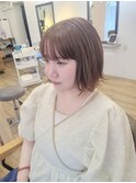 ブリーチ無しのシアーベージュボブ