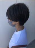 ショートボブ