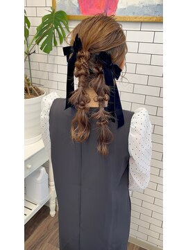 リール(THE RIRE.) ＊THE  RIRE.  編みおろしツインアレンジ＊