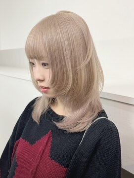 サンク 原宿 表参道(cinq) ミルクティーグレージュカラーアッシュグレーベージュカラーボブ