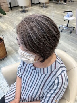 ディーボーイ 健軍店(D-BOY) ショート/脱白髪/ブリーチ