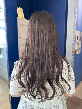 コワファースト 大分(COIFF1RST) 綺麗なアッシュグレージュカラー