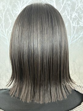 テントウムシヘアー(TENTOUMUSHI HAIR) 艶サラストレート