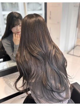 オットット(OttottO) グレージュカラー