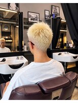 ストローヘアー(STRAW hair)&nbsp;ブリーチベリーショート×ホワイトブロンド