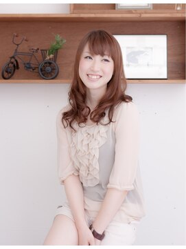 アルテヘアー(Alte Hair) やわらかカールスタイル