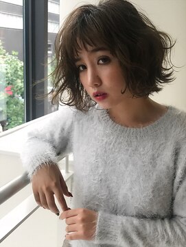 ヨロ(YoLo.) 40代におすすめ 大人カジュアルパーマスタイル 担当山下