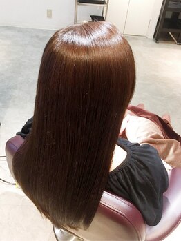 ヘアーリゾート ファースト HAIR RESORT Firstの写真/タンパク質・コラーゲン・ヒアルロン酸など50種類以上の美容成分を浸透させる新時代の美髪エイジングケア!