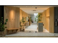 リブラ(Re:Bura)の雰囲気（木の温かみのある店内。ゆっくりくつろげます！！）