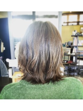 ワラティク(WARATI C) 外ハネボブ