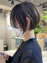 《*カットのみでも柔らかい質感を*》暗髪でも繊細なカット技術で、まるで透き通るような髪質に＊[調布]