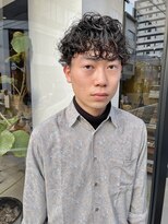 ヘアー アイス ルーチェ(HAIR ICI LUCE)&nbsp;無造作なツーブロックスパイラルパーマ / 井上