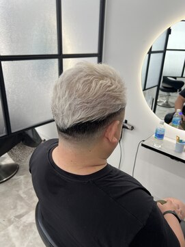 シーバイスリー 綱島(C×3) 白髪ぼかしホワイトブリーチ