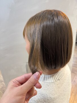 シュリット(schritt) ブリーチなしグレージュ　YOSHITAKE