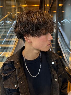 レブヘアー 西院(LEVHAIR) シャドウパーマツイストスパイラルツーブロックセンターパート