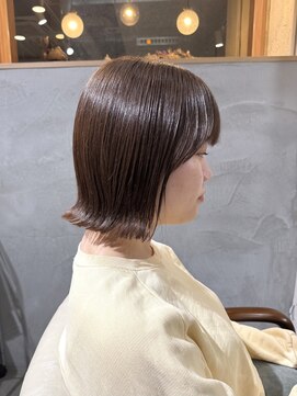 アンビエンテ(ambiente) 切りっぱなしボブスタイル【坂根】