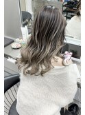 グレージュバレイヤージュ