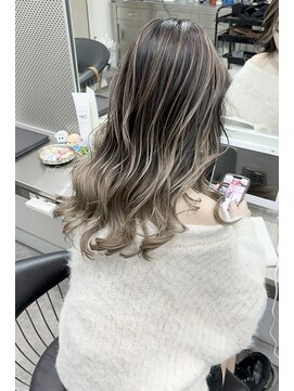 レーブ(REVE) グレージュバレイヤージュ