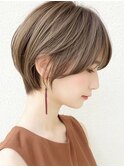 耳かけ上品ショート×ハイライト